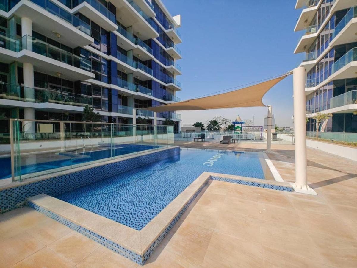 Peaceful Studio With Captivating Views In Damac Hills Apartment Dubai Exterior photo